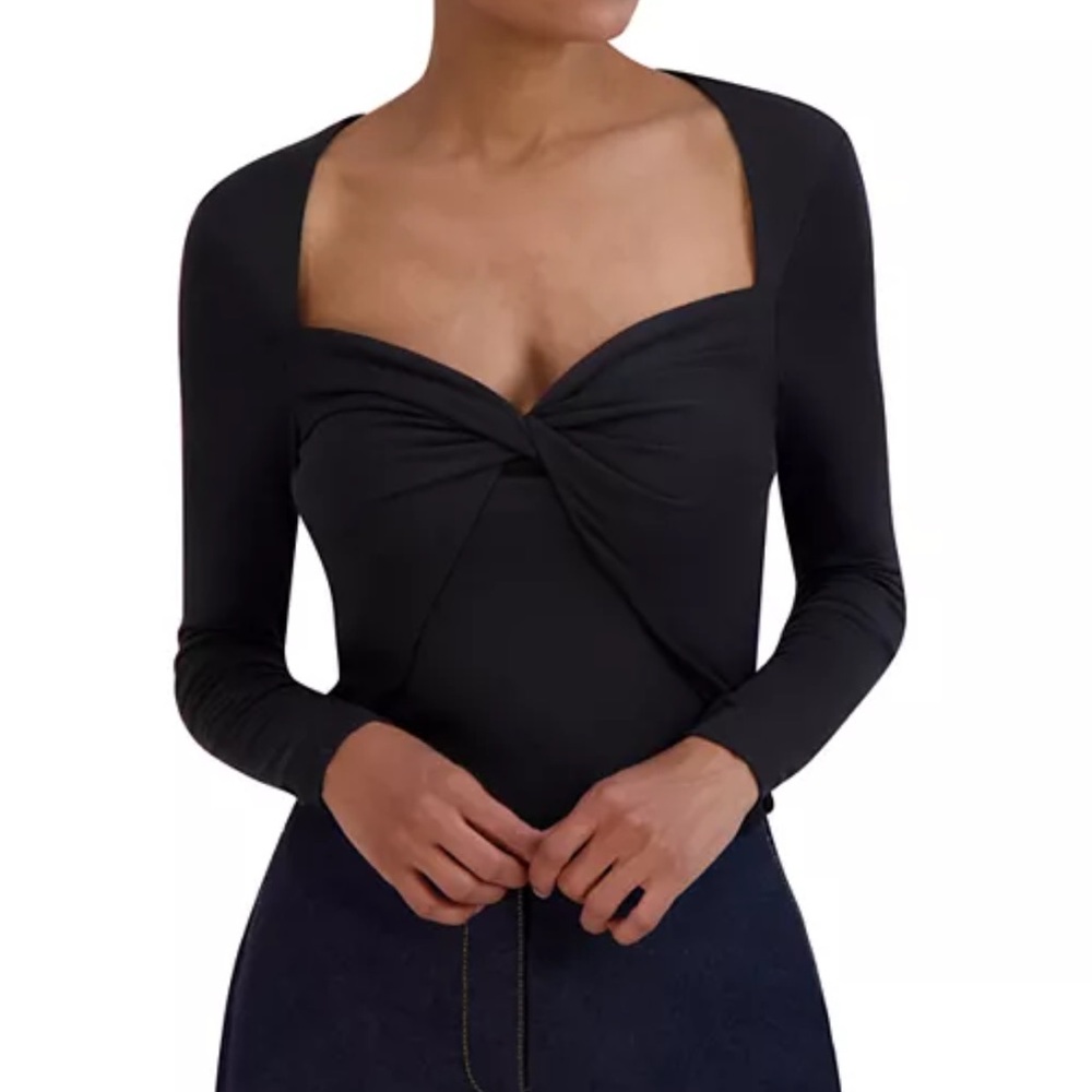 BCBG Max Aztia Sweetheart Black Long Sleeve Top Size Medium